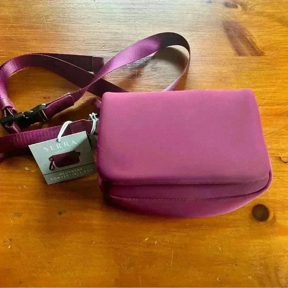 SERRA Cranberry NEOPRENE Convertible Wristlet Waist/Sling Bag Handbag New W/Tags - Picture 1 of 10